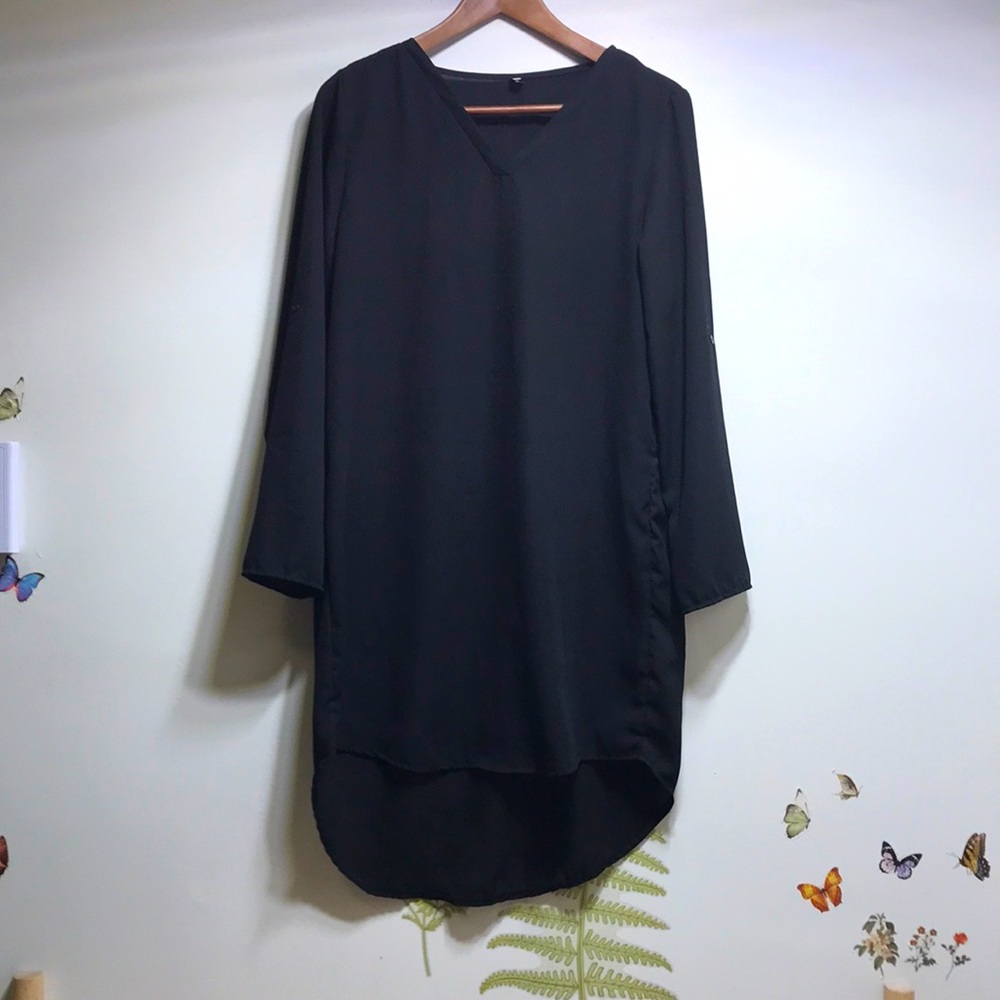 Black tunic with button up sleeves